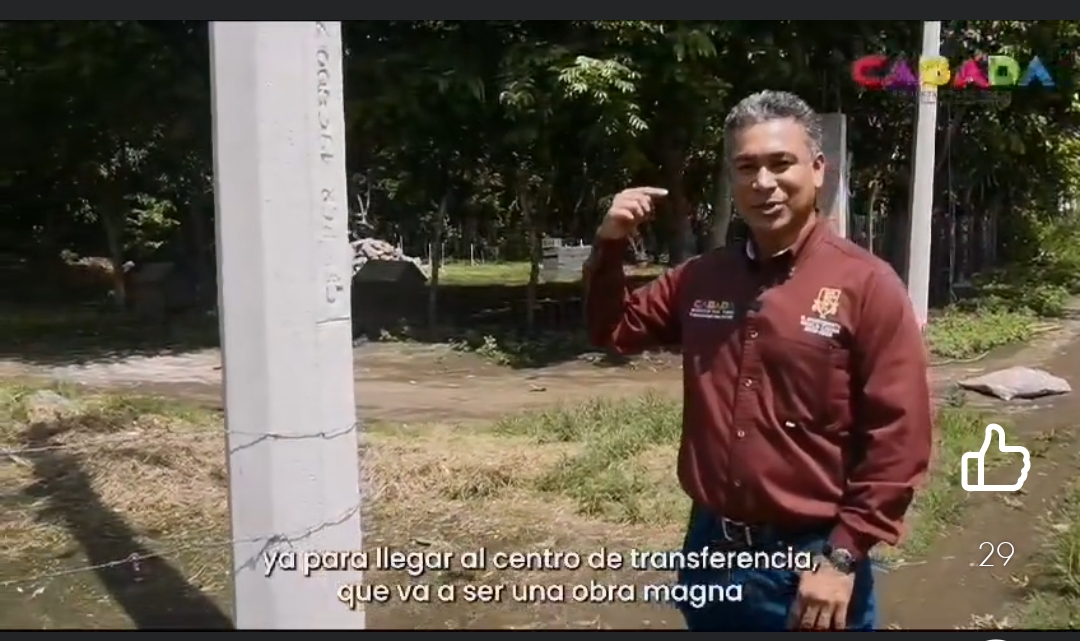 Julio César García Machucho supervisa ampliación eléctrica