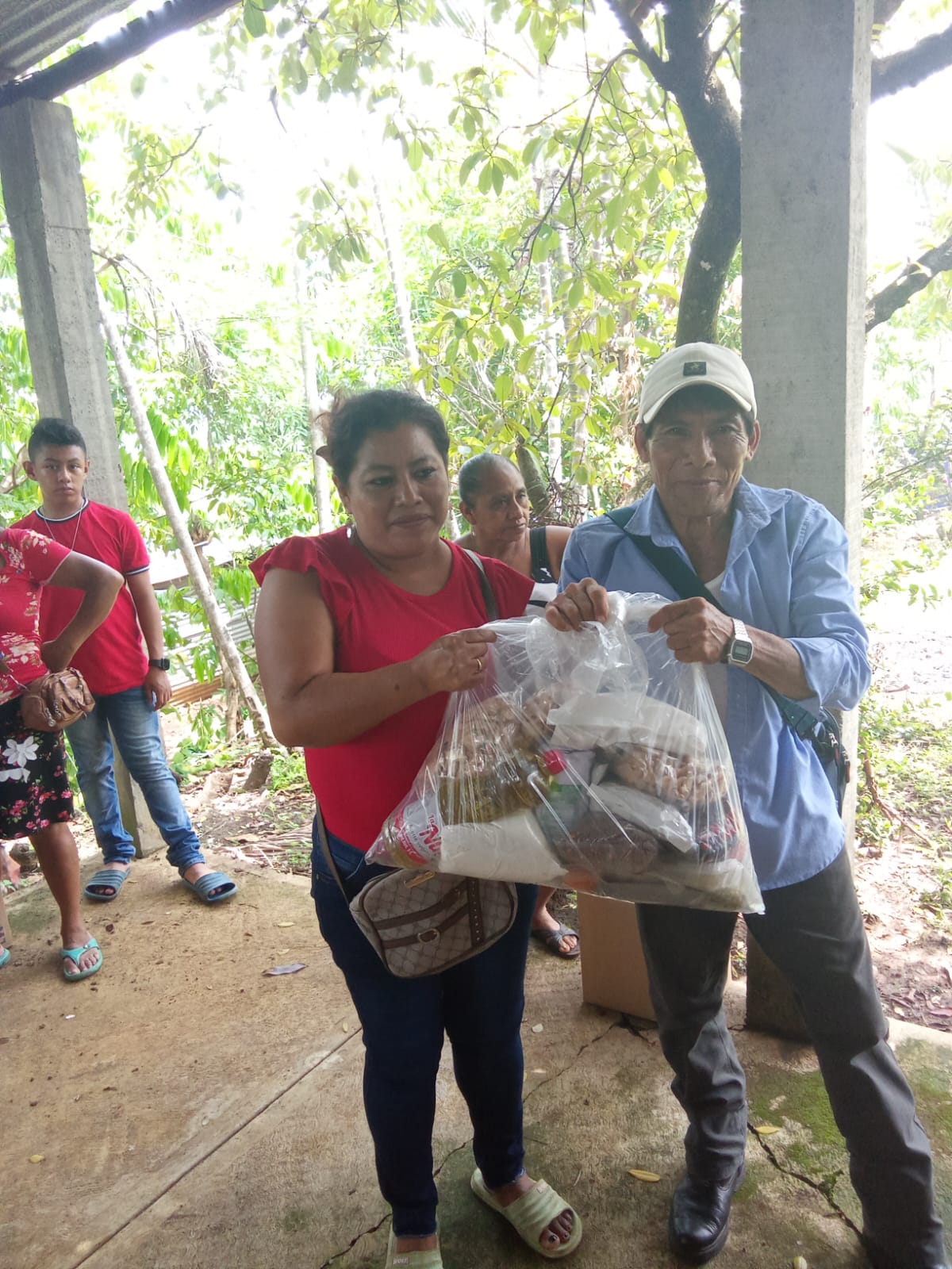 Ayuntamiento de San Andrés Tuxtla hizo entrega de apoyos a la Casa de Salud de la loc. de Puerta Nueva