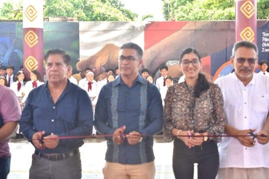 Julio Cesar García Machucho inaugura un importante proyecto para la educación en el telebachillerato de la cabecera municipal