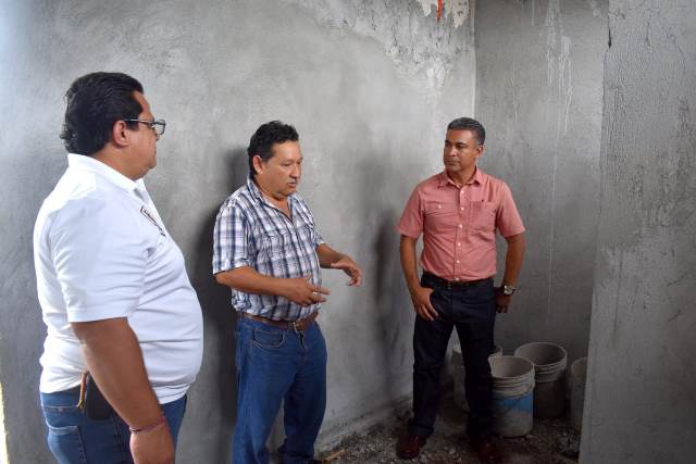 Seguimos supervisando las obras en curso en nuestras comunidades de nuestro municipio para asegurar altos estándares de calidad.