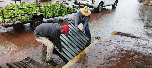 Se le pide a la ciudadanía en general no tirar basura a la calle