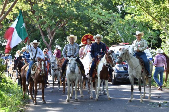 Fui invitado a la Gran Cabalgata Revolucionaria que organiza la comunidad de La Mojarra