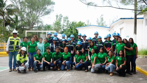 Visita de Ingeniería Ambiental a planta de tratamiento de aguas residuales en Veracruz