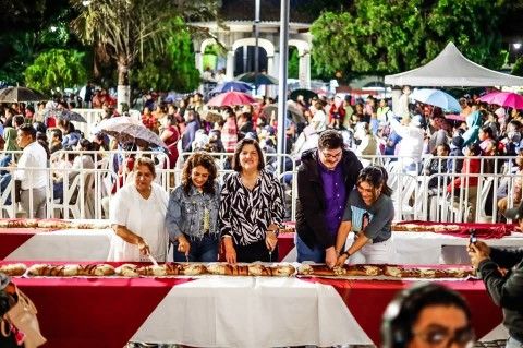 Alcaldesa y DIF Municipal de San Andrés Tuxtla, festejan Día de Reyes Magos.