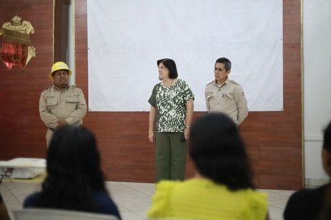 Imparten platicas informativas sobre el mal de chagas representantes de la Jurisdicción Sanitaria No. 10
