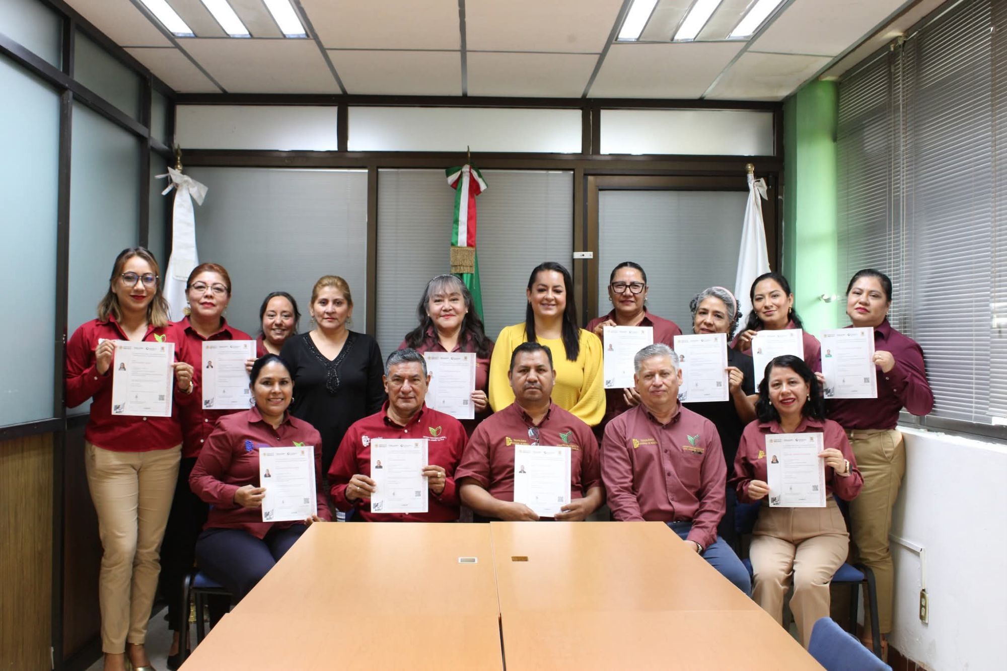 Reciben docentes del ITSSAT certificado del CONOCER en el estándar EC0217.01