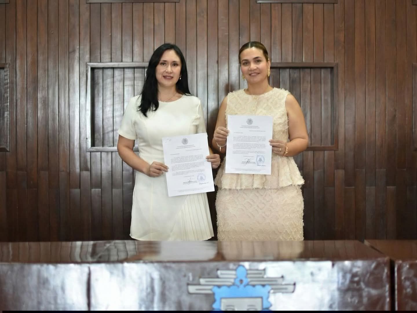 Se realizó la toma de protesta de Priscila Díaz como Presidenta del DIF de Alvarado y de Lizbeth Hernández como directora