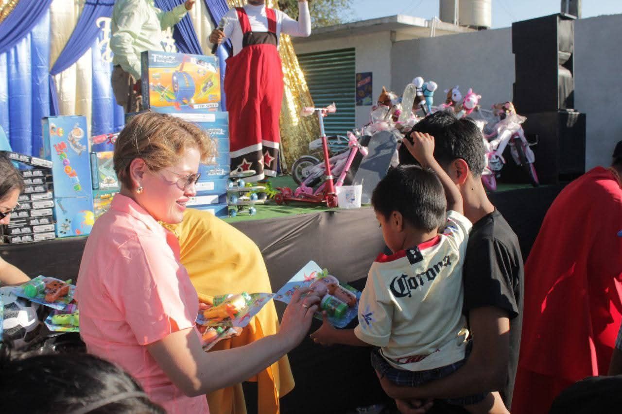 ¡Misión cumplida: más de 7 mil sonrisas iluminan en este día de Reyes a Catemaco!