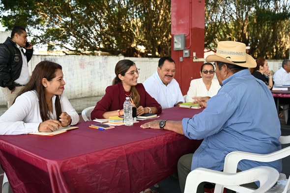 Se brindo atención ciudadana encabezada por la alcaldesa Samantha Sanchez este lunes