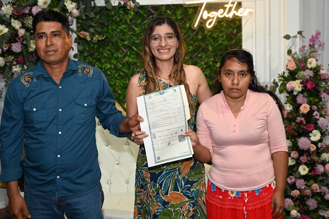 Se realizan bodas colectivas en Ángel R. Cabada