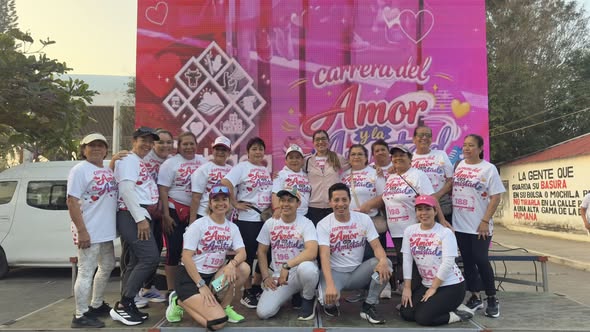 Se llevo a cabo con éxito la carrera «Corre, Abraza y Convive