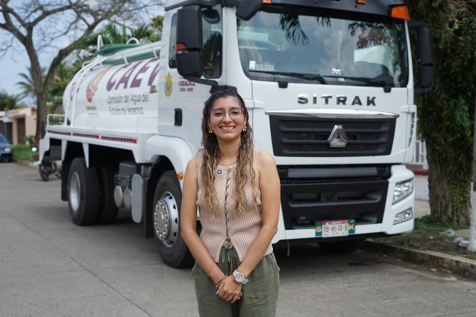 Adquiere operadora de Ángel R Cabada&nbsp; camión cisterna h