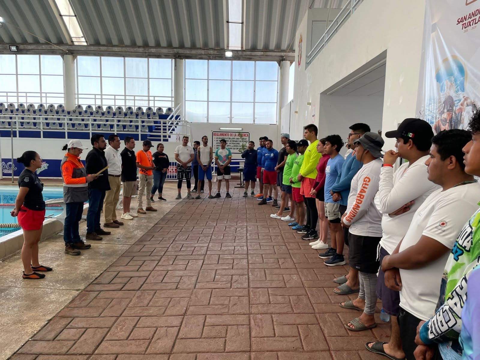 Imparten en San Andrés Tuxtla Curso de Prevención y Seguridad Acuática, una acción orientada al fortalecimiento de las capacidades de los rescatistas de la región.