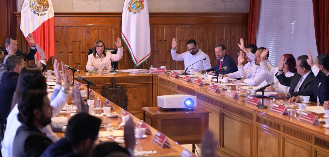 Instala Gobernadora Consejo de Economía para ordenar el desarrollo y potenciar la riqueza compartida en Veracruz