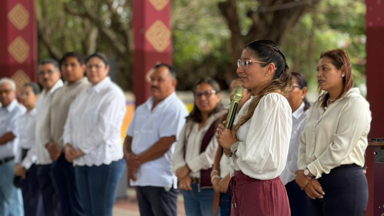 Realiza Gobierno y DIF municipal de Cabada acto cívico de los lunes