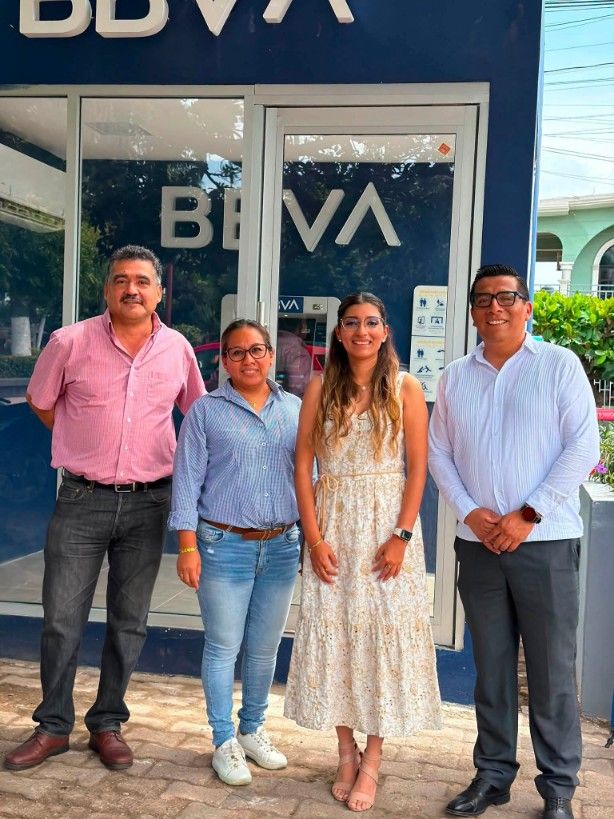 Samantha Sánchez fortalece con herramienta y tecnología al comercio local