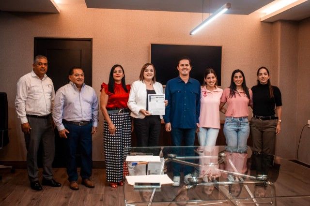 Ayuntamiento de San Andrés Tuxtla firma convenio de la empresa ADO