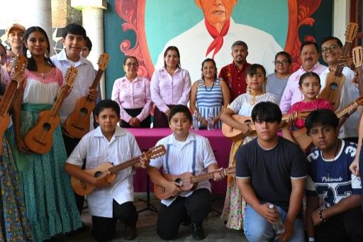 Samantha Sánchez gestiona instrumentos para la Casa Cultura Rene Beltrán Mendoza