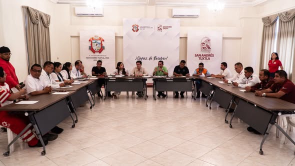 La seguridad también se prepara antes de que comience la fiesta