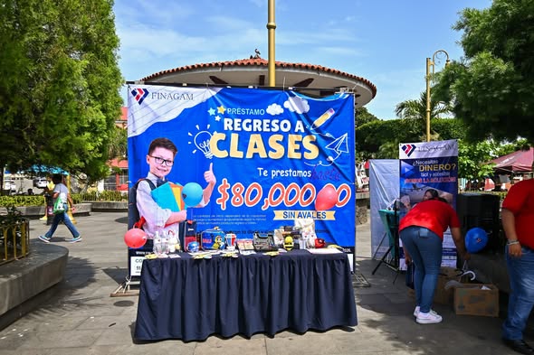 San Andrés Tuxtla impulsa el consumo local con la Expo Venta Regreso a Clases